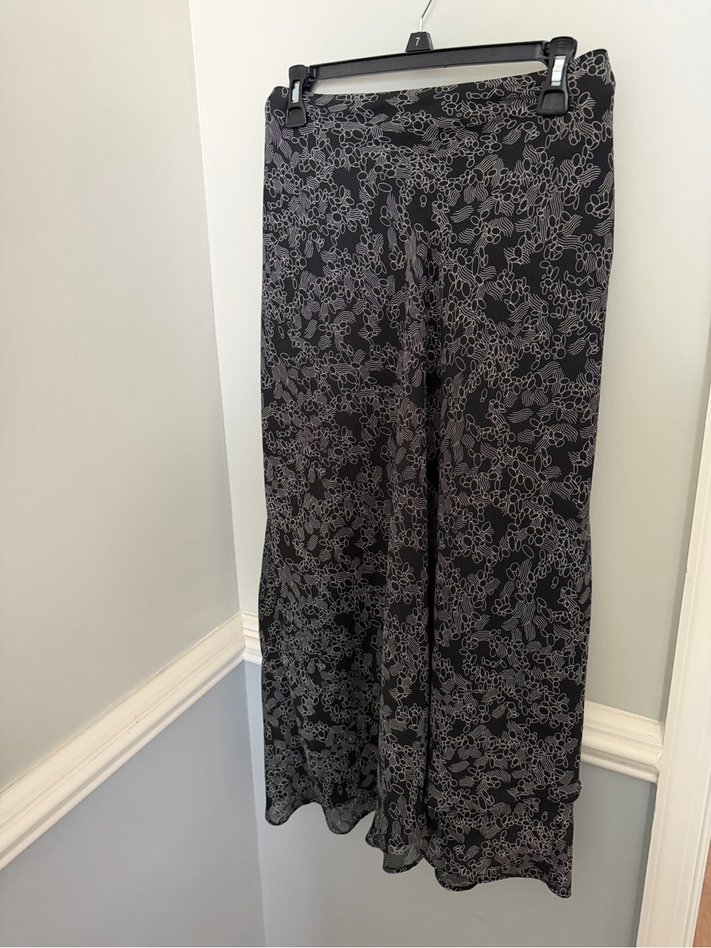 Lane Bryant Black Floral Pattern Maxi Skirt Size 16